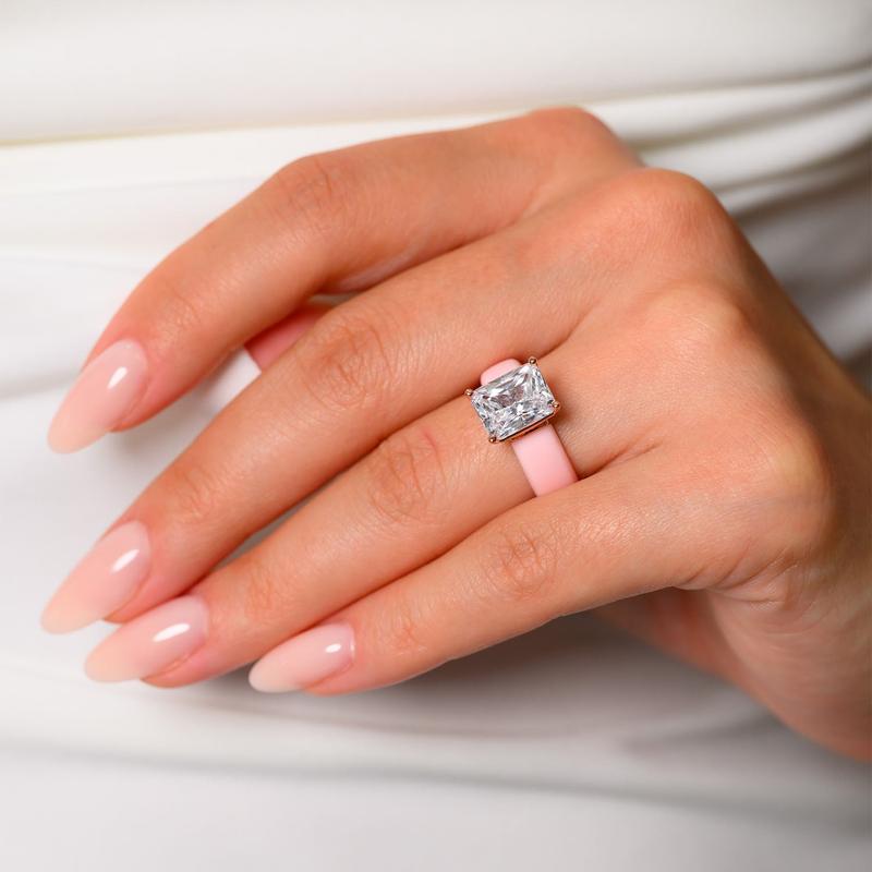 🔥Buy 1 Get 1 Free🔥 LOVILDS Silicone Ring – Emerald Cut CZ | Patent-Pending Design